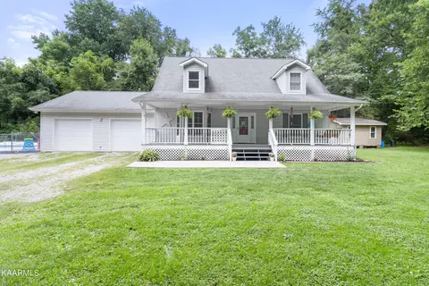 121 Clarence Basler Rd, Wartburg, TN 37887