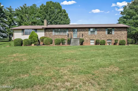 7106 Corryton Rd, Corryton, TN 37721