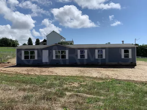 311 Bungalow Dr, Dandridge, TN 37725