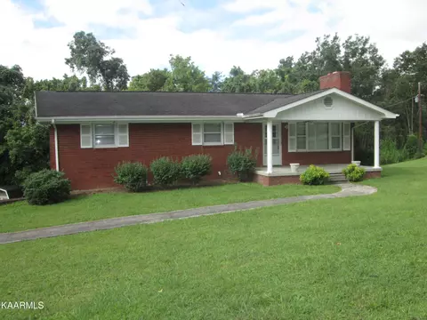 320 Lake Shore Ln, La Follette, TN 37766