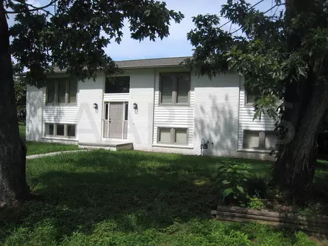205 Wells Fargo Dr, Knoxville, TN 37934