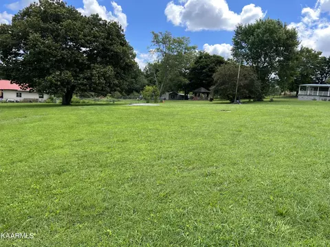 Morton Rd, La Follette, TN 37766