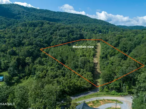 Thomas Cross Rd, Sevierville, TN 37876