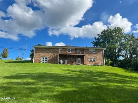 Exterior - 465 Dr Thomas Walker Rd, Ewing, VA 24248 photo 2 of 9