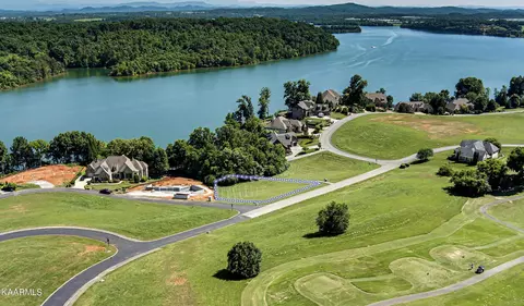 180 Killdeer Dr, Vonore, TN 37885