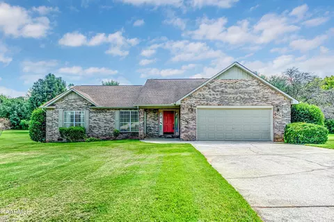 482 Wilaway Rd, Maryville, TN 37801