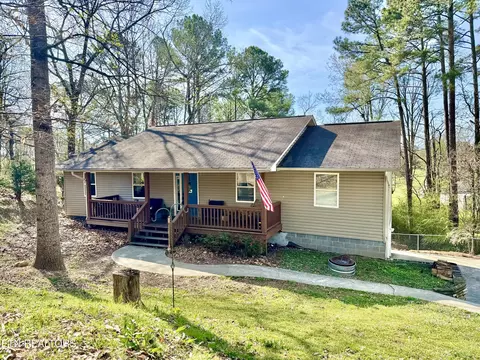 744 Troy Dr, Dayton, TN 37321