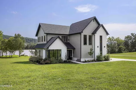 7646 Torch Ln, Knoxville, TN 37920