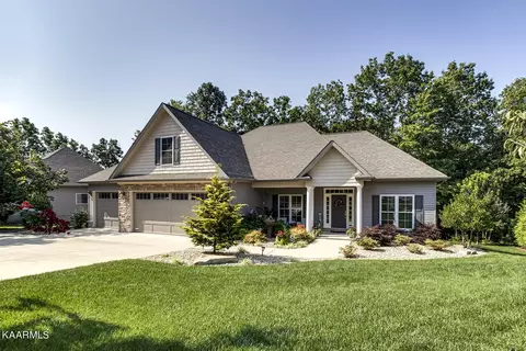 213 Osage Dr, Loudon, TN 37774