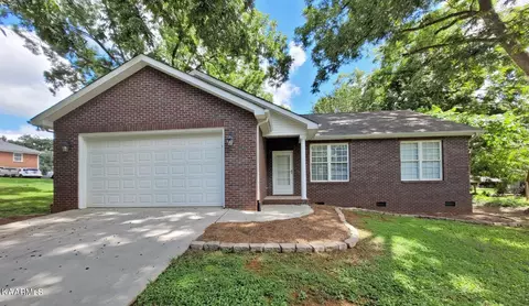 211 Fairview School Cir, Maryville, TN 37803