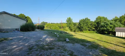 241 Sunshine Hill Dr, Ewing, VA 24248 photo 7