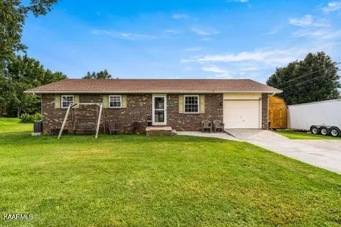 3371 Blue Springs Rd, Strawberry Plains, TN 37871
