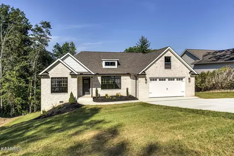 234 Chahyga Cir, Loudon, TN 37774