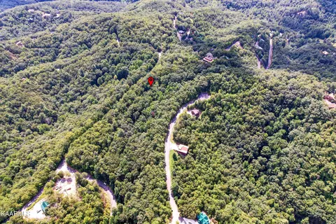 Chamberlain Lane, Sevierville, TN 37862 photo 13