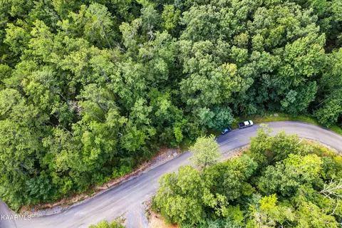 Chamberlain Lane, Sevierville, TN 37862 photo 16