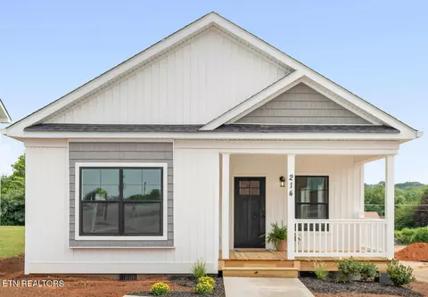 214 7th St, Maryville, TN 37804