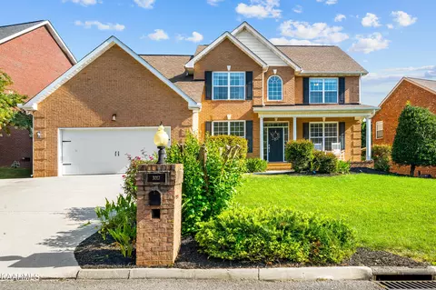 3017 Reflection Bay Dr, Knoxville, TN 37938