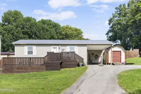 1002 W Kentucky Ave, La Follette, TN 37766