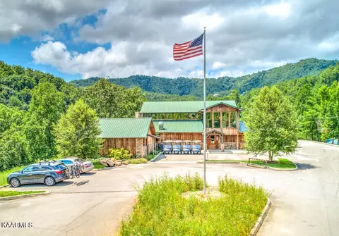 411 Laurel Rd, Townsend, TN 37882 photo 46