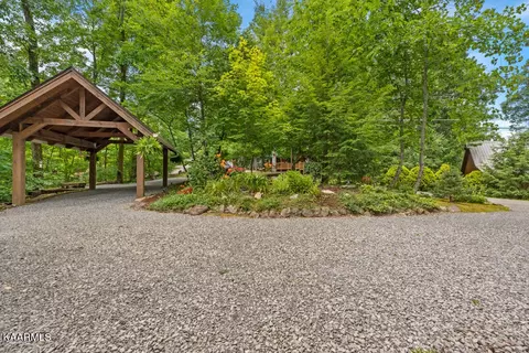 411 Laurel Rd, Townsend, TN 37882 photo 7