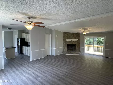 205 Whitney Raye Cir, Walland, TN 37886 photo 3