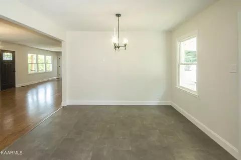 7929 Ewing Rd, Powell, TN 37849 photo 13