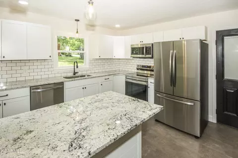 7929 Ewing Rd, Powell, TN 37849 photo 16