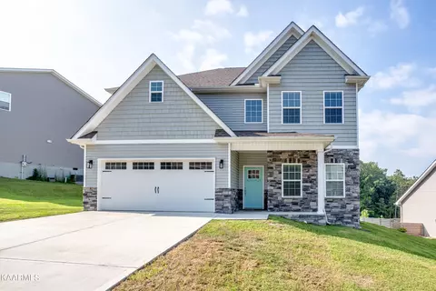 3203 Oakwood Hills Ln, Knoxville, TN 37931