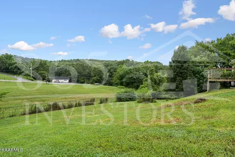 6662 Withers Cir, Talbott, TN 37877 photo 3