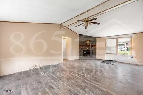 6662 Withers Cir, Talbott, TN 37877 photo 4