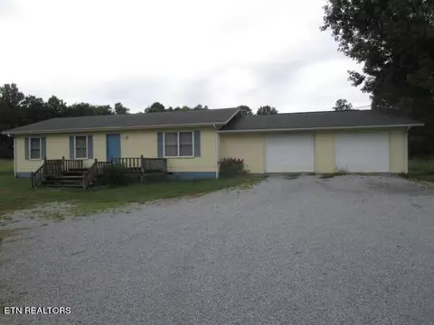 111 Ritz View Dr, Blaine, TN 37709
