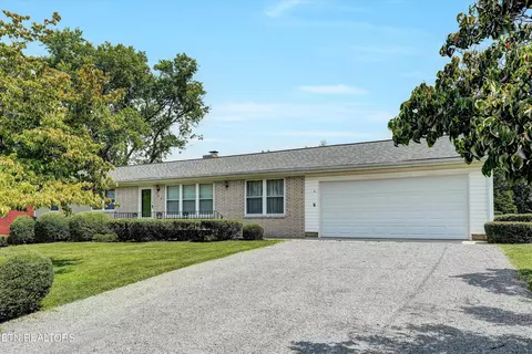304 Branch Ln, Knoxville, TN 37924