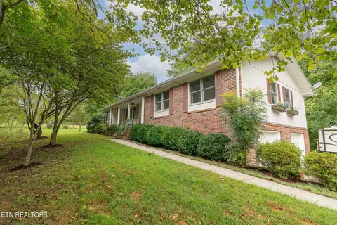 290 Carden Gap Rd, Heiskell, TN 37754