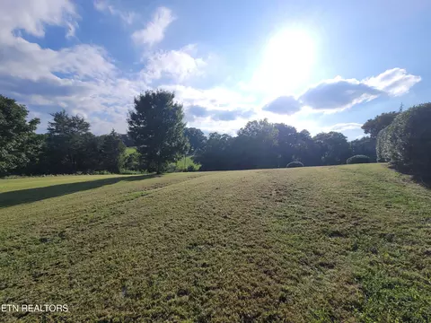 137 County Road 311, Sweetwater, TN 37874