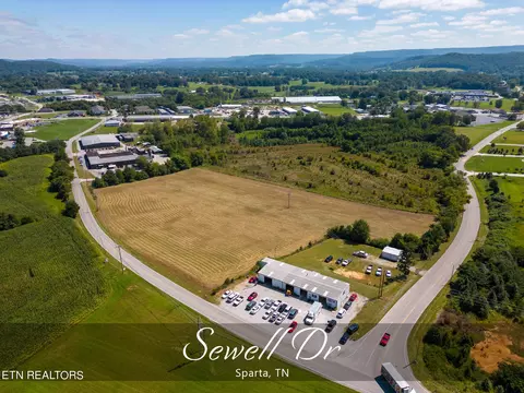 8 Ac Sewell Dr, Sparta, TN 38583