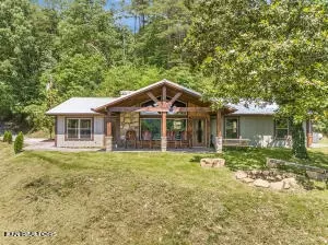 1145 Sharp Hollow Rd, Sevierville, TN 37862