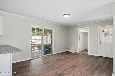 316 S 4th Ave, Baxter, TN 38544 photo 5