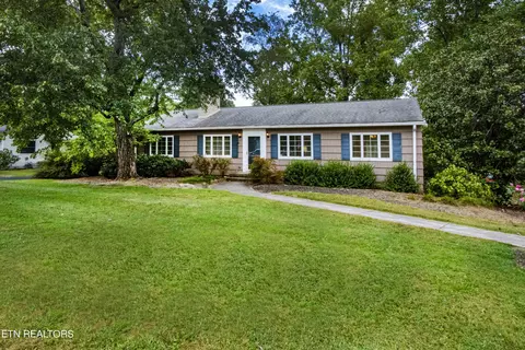 1316 Tobler Rd, Knoxville, TN 37919