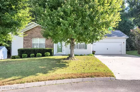 8288 Oak Terrace Ln, Powell, TN 37849