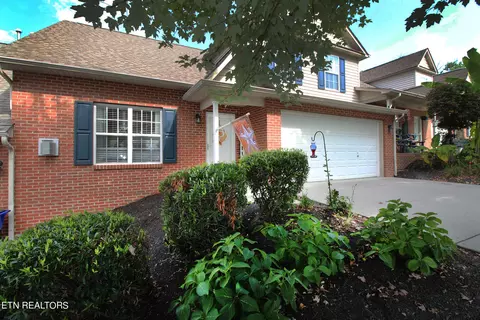 2015 Gatehouse Ln, Powell, TN 37849 photo 28