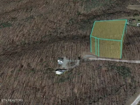 25 Little Place, Monterey, TN 38574