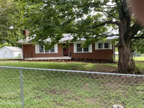 4826 Mullendore St, Maryville, TN 37804