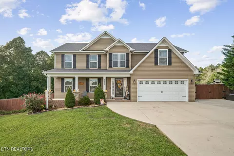 7896 Platinum Cir, Baxter, TN 38544
