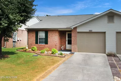 8047 Chambord Way, Powell, TN 37849