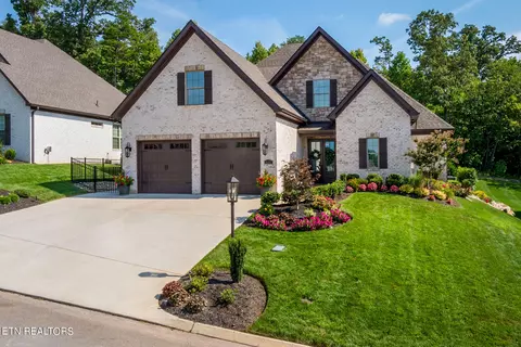 9342 Sandy Springs Ln, Knoxville, TN 37922