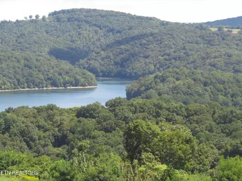 46 E Swan Ridge Rd # A, Hilham, TN 38568