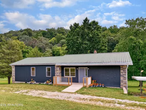 2645 Hinds Creek Rd, Heiskell, TN 37754