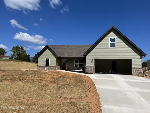 1486 E Brown School Rd, Maryville, TN 37804