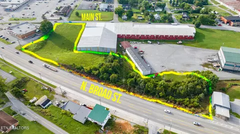 810 Main St, New Tazewell, TN 37825