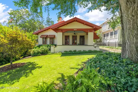 206 W Glenwood Ave, Knoxville, TN 37917